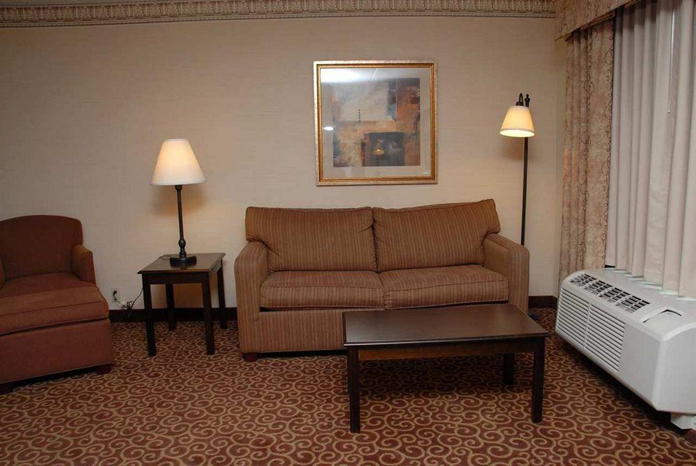 Hampton Inn & Suites Staten Island Nova York Quarto foto